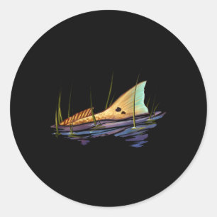 Sticker Rond Chemise de poisson tambour rouge Redfish Tailing 