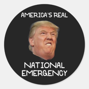 Sticker Rond Chemise T Trump Urgence Nationale Trump Est L'émer