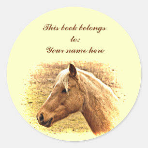 Sticker Rond Cheval d'or et Brown dans la plaque d'immatriculat