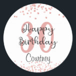 Sticker Rond Chic 30th Birthday Rose Gold Parties scintillant N<br><div class="desc">Célébrez un 30e anniversaire (ou n'importe quel anniversaire d'âge) avec ces autocollants personnalisés conçus avec des confettis de parties scintillant en or rose et un script moderne et chic HAPPY BANTHDAY titre personnalisé avec son âge et son nom ou autre texte. Idéal pour les scellés d'enveloppe et privilégier les cadeaux....</div>