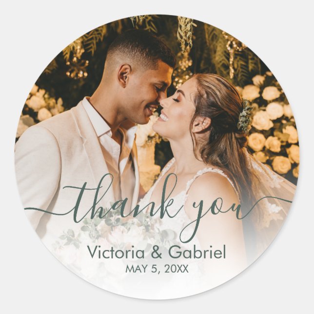 Sticker Rond Chic Sage Green Script Mariage Photo Merci (Devant)