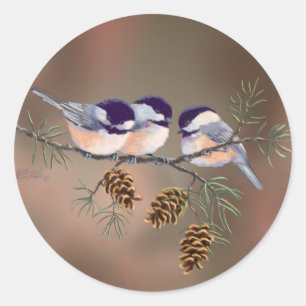 Sticker Rond CHICKADEES & PINECONES par SHARON SHARPE