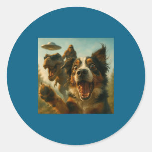Sticker Rond Chien de berger australien choqué T-rex Bigfoot Uf
