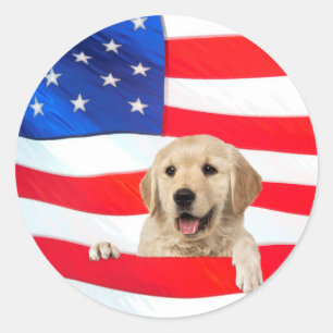 Sticker Rond Chien de Golden Retriever sur le drapeau