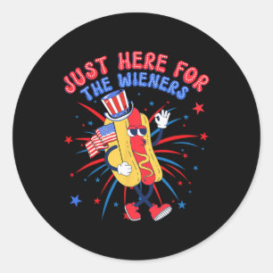 Sticker Rond Chien Je suis juste là pour les Wieners 4 juillet