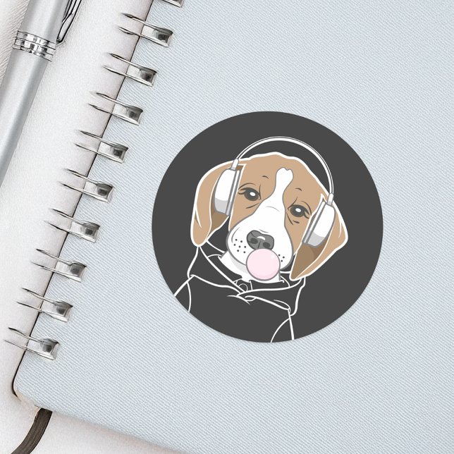 Sticker Rond Chien mignon et drôle de Beagle avec Bubble Gum (Créateur téléchargé)