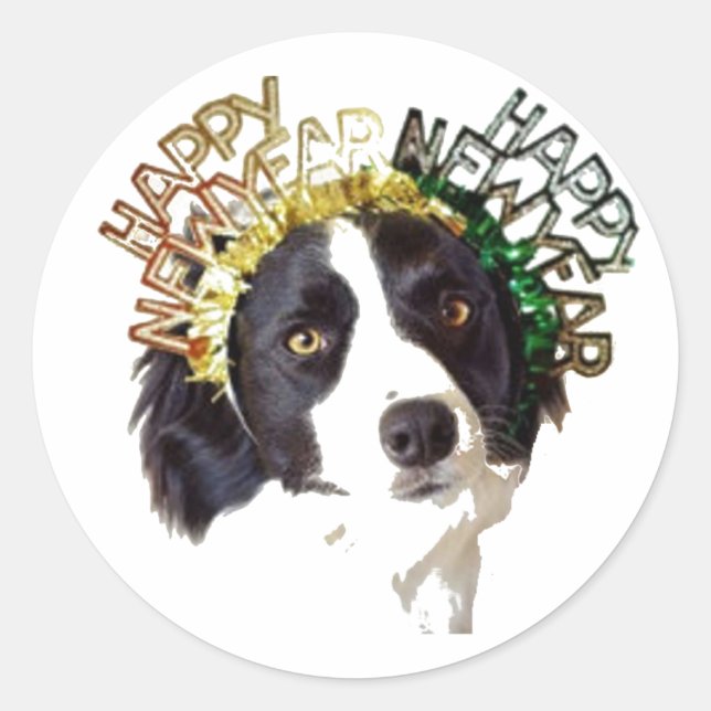 Sticker Rond Chien Portant de joyeux Casquettes du Nouvel An (Devant)