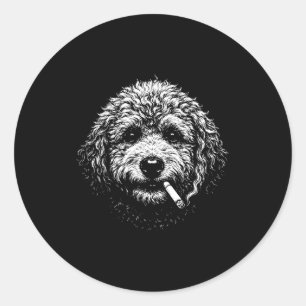 Sticker Rond Chien qui fume une cigarette Drôle Stupide Goldend
