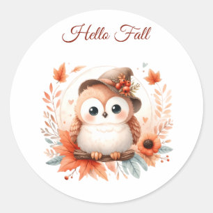 Sticker Rond Chouette d'automne mignonne assise sur une branche