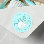Sticker Rond Christmas Beach Sand Dollar Round Return Address<br><div class="desc">Cette étiquette d'adresse de retour de Noël côtière présente un dollar de sable et une étoile de mer sur le corail de parties scintillant, avec un arrière - plan bleu aqua clair. *Si vous souhaitez que ce design soit disponible sur d'autres produits ou si vous avez besoin d'aide, veuillez me...</div>