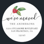 Sticker Rond Christmas Greenery Nous avons déménagé Nouveau éti<br><div class="desc">Christmas greenery nous avons déplacé les étiquettes d'adresse de retour de faire-part mobiles : faites connaître à vos amis et votre famille votre nouvelle adresse avec ces étiquettes d'adresse de retour chic, moderne et simple. Ajoutez simplement vos noms et votre adresse en calligraphie de script hors-noir élégant et en typographie...</div>