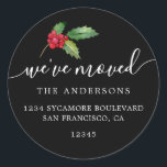 Sticker Rond Christmas Greenery Nous avons déménagé Nouveau éti<br><div class="desc">Christmas greenery nous avons déplacé les étiquettes d'adresse de retour de faire-part mobiles : faites connaître à vos amis et votre famille votre nouvelle adresse avec ces étiquettes d'adresse de retour chic, moderne et simple. Ajoutez simplement vos noms et votre adresse en calligraphie de script élégante et en typographie élégante...</div>
