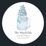 Sticker Rond Christmas Snowflake Blue Milshake Adresse<br><div class="desc">Illustration du milk-shake bleu dans une bocale de mason recouverte de crème fouettée,  de sauterelles de flocon et de biscuit de Noël.</div>