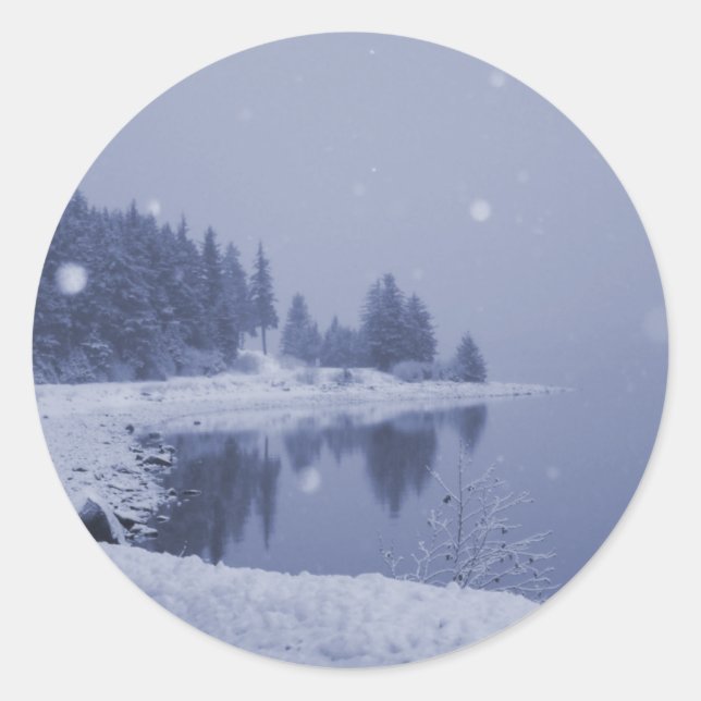 Sticker Rond Chute de neige au bord de la mer (Devant)