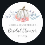 Sticker Rond Citrouille d'automne Lilac Rustic Floral Fête des<br><div class="desc">Célébrez votre douche nuptiale avec vos invités cet automne avec notre thème citrouille White Citrouille Lilac collection fleurie rustique. Il y a aussi des fournitures de fête, des échanges de remerciements et des faveurs. Ce panneau de citrouilles à thème d'automne peut être facilement customisé pour vos occasions spéciales comme un...</div>