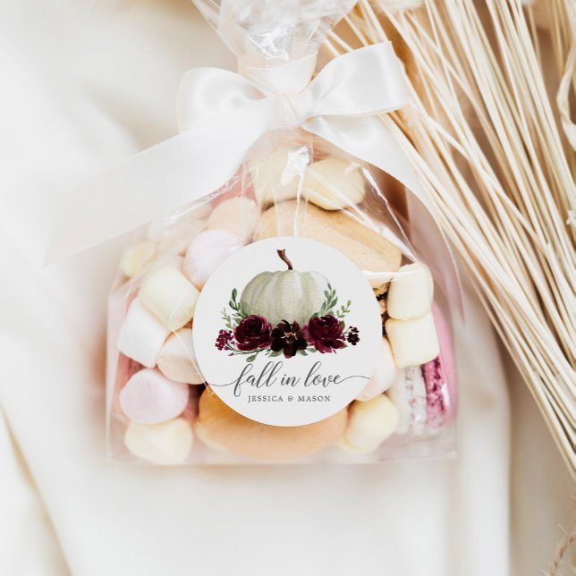 Sticker Rond Citrouille Rustique Bourgogne Tomber Dans L'Amour  (Créateur téléchargé)