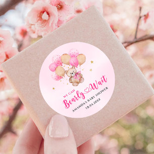 Sticker rond classique de l'ours en peluche