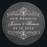 Sticker Rond Collection de Mariages Ornate Chalkboard<br><div class="desc">Célébrez en style avec ces élégants autocollants de mariage style tableau noir. Le design est orné d'un design tourbillon et d'un libellé de police de script facile à personnaliser. Ces autocollants sont parfaits pour tout couple qui planifie une célébration de mariage vintage, mais peuvent facilement être customisés pour tout événement...</div>