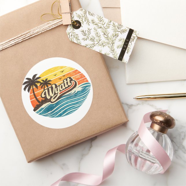 Sticker Rond Conception de nom Wyatt Retro Sunset (Cadeaux)