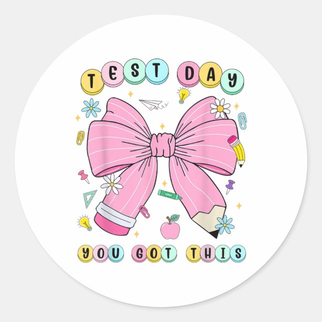 Sticker Rond Coquette Bow Pencil Jour D'Essai Vous Avez Ce Prof (Devant)