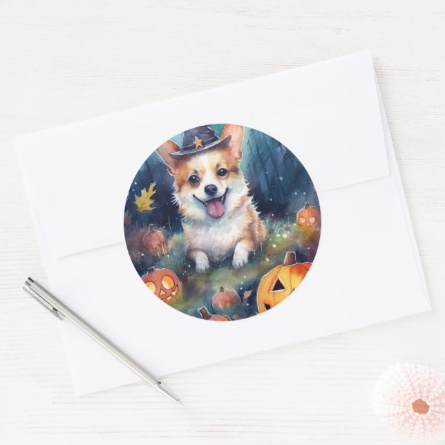 Sticker Rond Corgi Halloween avec citrouilles effrayant (Enveloppe)