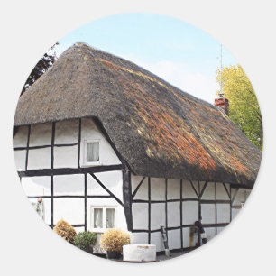 Sticker Rond Cottage couvert de chaume, Royaume-Uni 1