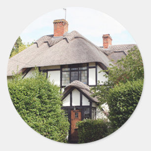 Sticker Rond Cottage couvert de chaume, Royaume-Uni 15