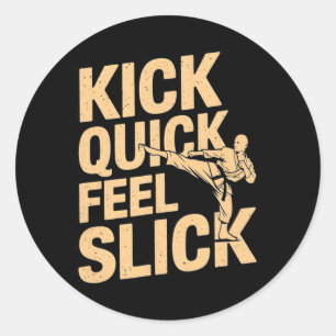 Sticker Rond Coup de pied Slick - Karate Fighter Martial Art