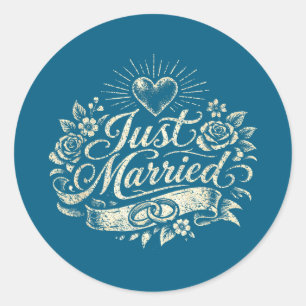 Sticker Rond Couple de jeunes mariés lune de miel classique 