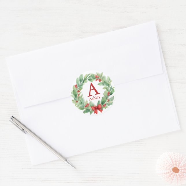 Sticker Rond Couronne de Noël en monogramme et nom aquarelle (Enveloppe)