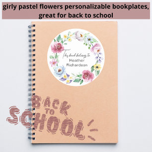 Sticker Rond Couronne Florale Ce Livre Appartient Aux Plaques D