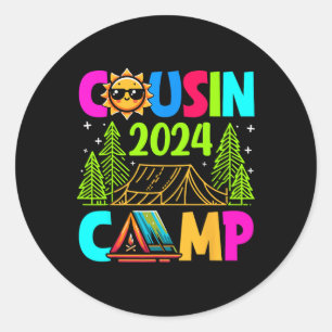 Sticker Rond Cousin Camp 2024 Vacances en famille Camping été C