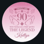 Sticker Rond Custom Cute Happy 90th Birthday<br><div class="desc">Fournitures élégantes personnalisables pour les fêtes d'anniversaire pour les femmes,  avec fausse parties scintillant rose. Personnalisez-le en ajoutant le nom de la fille d'anniversaire.</div>