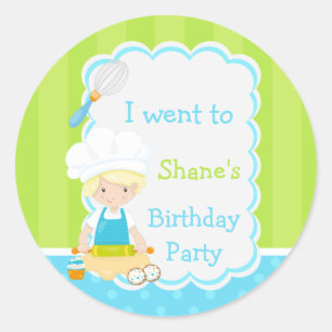 Sticker Rond Cute Blonde Boy Baking Anniversaire