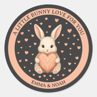 Sticker Rond Cute Little Bunny Love with Heart on Dark Charcoal