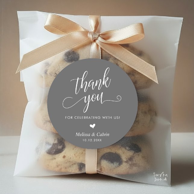 Sticker Rond Cute Little Heart Modern Wedding Thank You Gifts (Cute Little Heart Modern Classy Wedding Thank You Gifts Classic Round Sticker in Dark Grey)