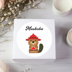 Sticker Rond Cute muskoka Canada Castor avec Casquette rouge