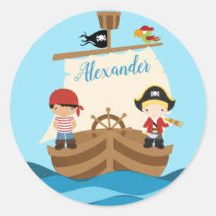 Sticker Rond Cute Pirate Boys & A Big Ship Nom personnalisé