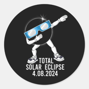 Sticker Rond Dabbing Total Solar Eclipse 04.08.2024 Fun Dab Boy