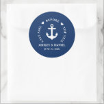 Sticker Rond Dernière Voile Avant Le Veil Mariage Nautique<br><div class="desc">Voile dernière Avant Le Voile Coeurs D'Ancres Nautiques Marine Mariage Sticker</div>