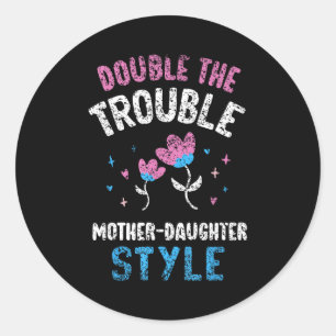 Sticker Rond Deux fois le problème style mère-fille mère