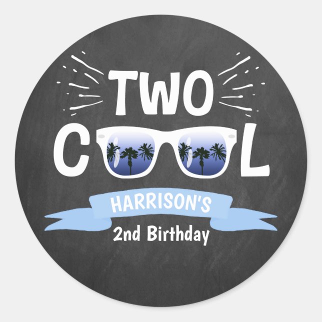 Sticker Rond Deux garçons Cool Chalkboard 2e anniversaire (Devant)