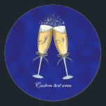 Sticker Rond Deux verres de Bubbly-Royal bleu personnalisé<br><div class="desc">Deux Lunettes de Stickers Bleu Bubbly-Royal Personnalisé. Customisez avec tout texte. Éléments correspondants disponibles.</div>