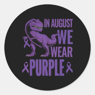 Sticker Rond Dinosaure En Août Nous Portons Violet Rainbow Over