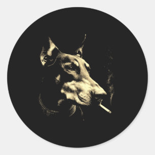 Sticker Rond Doberman fumant une cigarette grunge vintage mème 