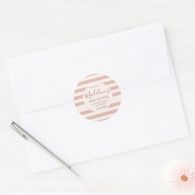 Sticker Rond Douces Rayures Rose Poussiéreuse Fête Minimale de  (Enveloppe)