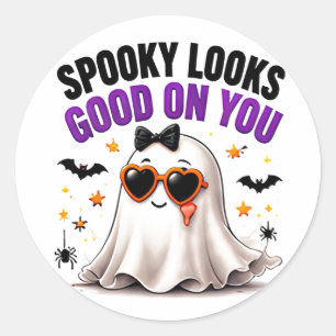 Sticker Rond Drôle de fantôme Halloween, Spooky Looks Good On Y
