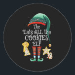 Sticker Rond Drôle Mange tous les cookies Elf Matching Family C<br><div class="desc">C'est un gant de Christmas. Votre famille,  les amis ou les children aimeront que vous fassiez ce que vous voulez. Wishing you and your familiy and friends a Merry Christmas.</div>