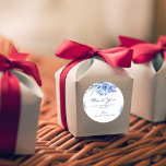 Sticker Rond Dusty Blue Gold Parties scintillant Rustic Mariage<br><div class="desc">Ajoutez une touche d'élégance rustique à vos faveurs de mariage avec ces charmants Stickers ronds Mariages classiques Dusty Blue & Gold Parties scintillant Floral Rustic Merci ! Ce magnifique design présente de délicates fleurs d'aquarelle bleu poussiéreux agrémentées d'une touche de parties scintillant dorée rustique sur un fond blanc immaculé, créant...</div>