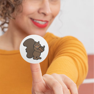 Sticker Rond Écureuil avec gland animal mignon de la forêt